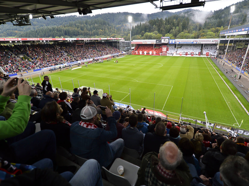 K&#252;nftig wird der SC Freiburg seine Heimspiele im Schwarzwald-Stadion austragen.