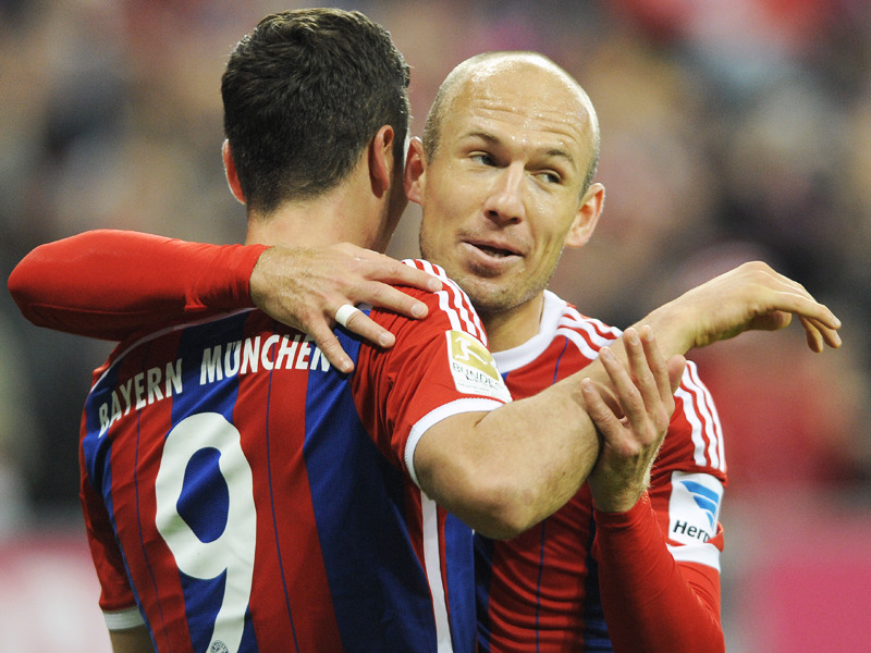 Gibt&apos;s auch in K&#246;ln ein T&#228;nzchen? Die Bayern-Angreifer Arjen Robben und Robert Lewandowski (li.). 