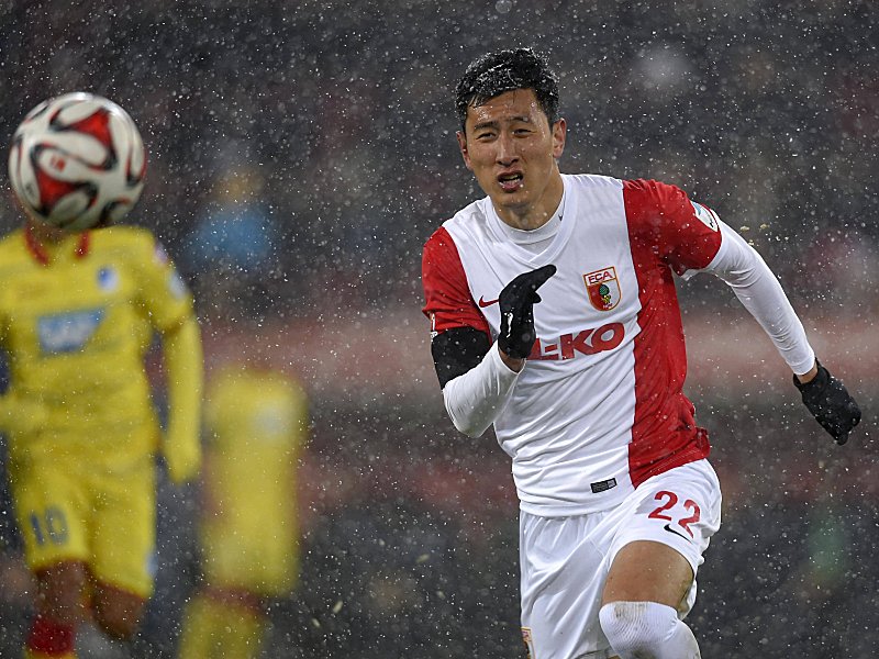 Winkt gegen Ex-Klub Dortmund die Startelf: Dong-Won Ji.