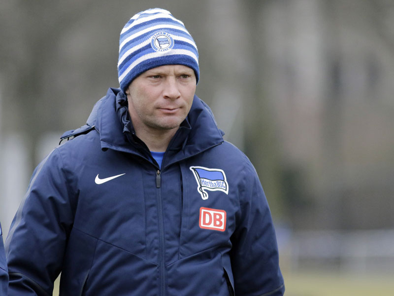 &quot;Statistisch sind wir kein Favorit&quot;: Herthas Trainer Pal Dardai vor dem Spiel gegen Schalke.