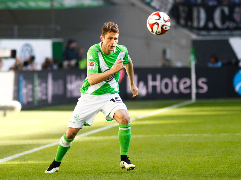 Von wegen Abstellgleis: Christian Tr&#228;sch bleibt dem VfL Wolfsburg noch lange erhalten.