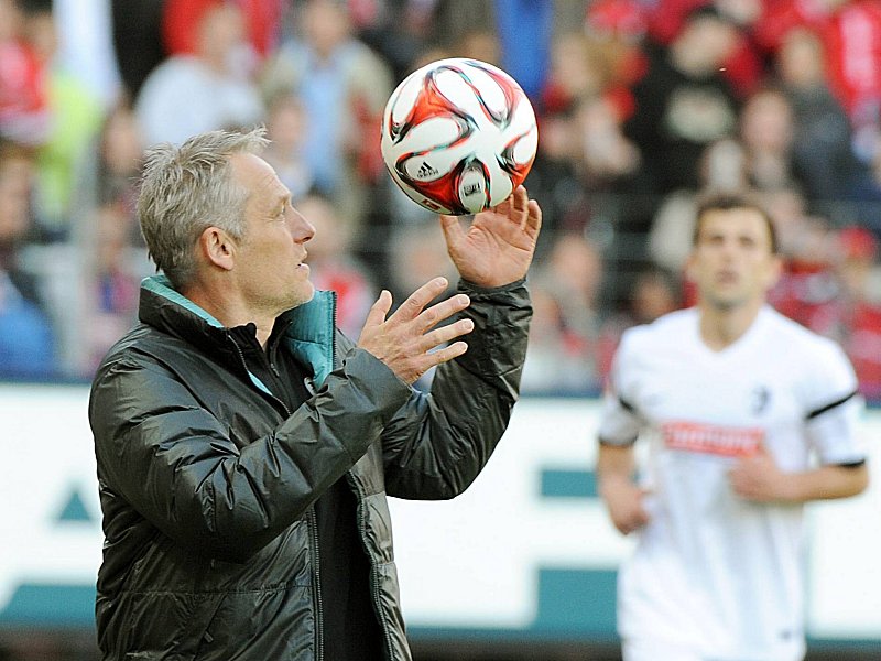 Optimistisch: Freiburgs Trainer Christian Streich hat keine Angst vor der Betriebsreise nach Stuttgart.  