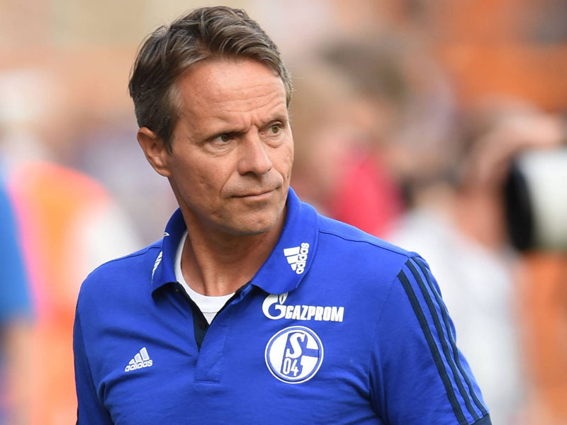 F&#252;r Schalkes ehemaligen Mannschaftsarzt Dr. Thorsten Rarreck ist klar: &quot;Deutschland hinkt hinterher.&quot;