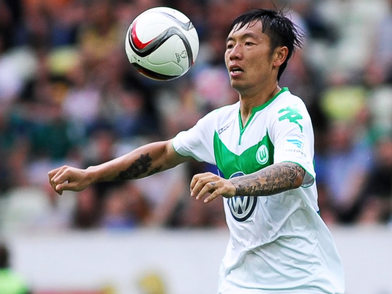 R&#252;ckkehr in die Heimat: Wolfsburgs chinesischer Mittelfeldspieler Xizhe Zhang. 