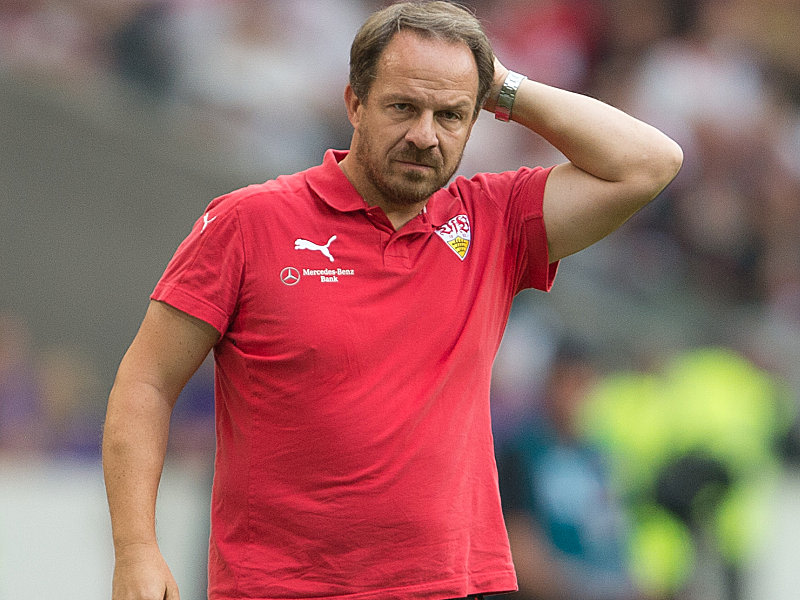 Kann die Niederlage gegen K&#246;ln nicht fassen: VfB-Trainer Alexander Zorniger.  