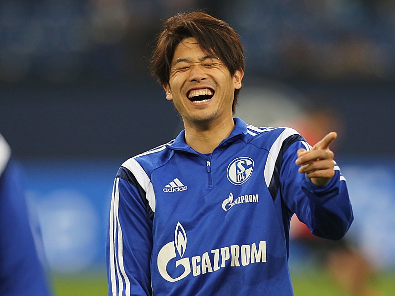 Zumindest das Lachen ist zur&#252;ck! Wann Schalkes Publikumsliebling Atsuto Uchida aber wieder auf den Platz zu sehen sein wird, ist offen.