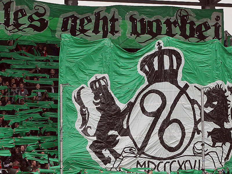 Abschied aus dem Oberhaus: Fans von Hannover 96.