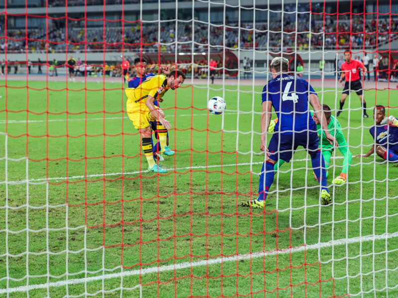 Dortmunds Castro bringt den BVB gegen ManUnited mit 1:0 in F&#252;hrung.