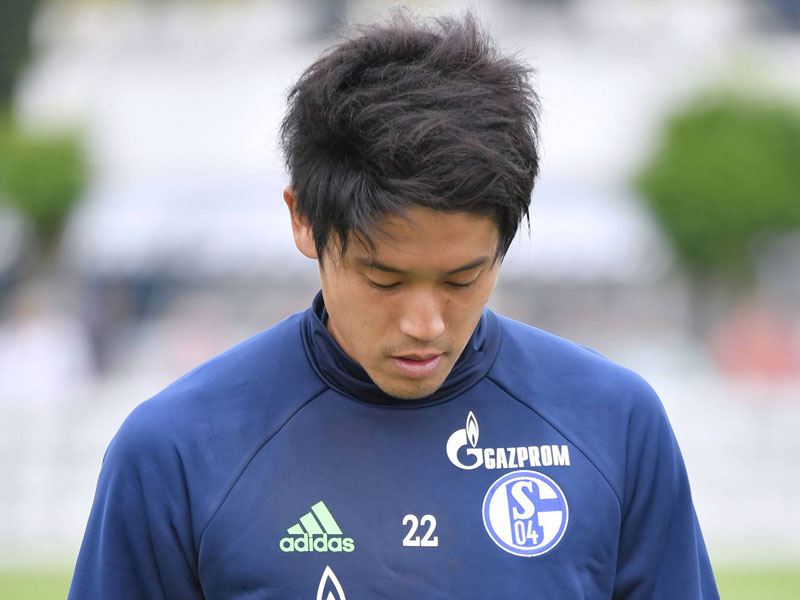 Schalker Sorgenkind: Wann Atsuto Uchida auf den Platz zur&#252;ckkehrt, ist inzwischen wieder v&#246;llig ungewiss.