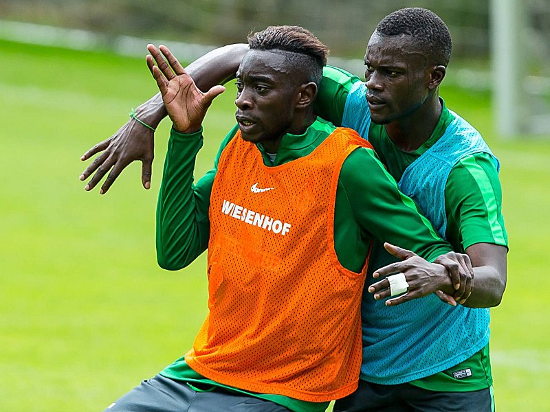 In n&#228;chster Zeit bei der U 23 im Training: Sambou Yatabar&#233; und Fallou Diagne (v.li.).