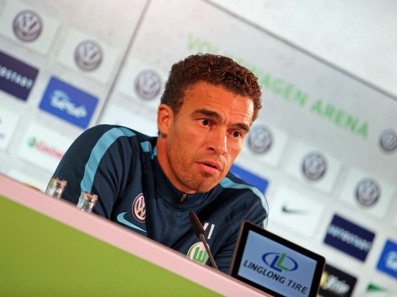 Will einiges verbessern und legt sich auf zwei Personalien fest: Wolfsburgs neuer Trainer Valerien Ismael.