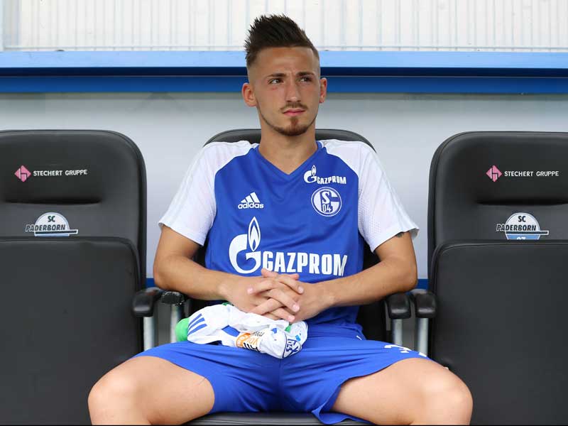 Wurde als einziger Schalker in Paderborn nicht eingewechselt: Donis Avdijaj.