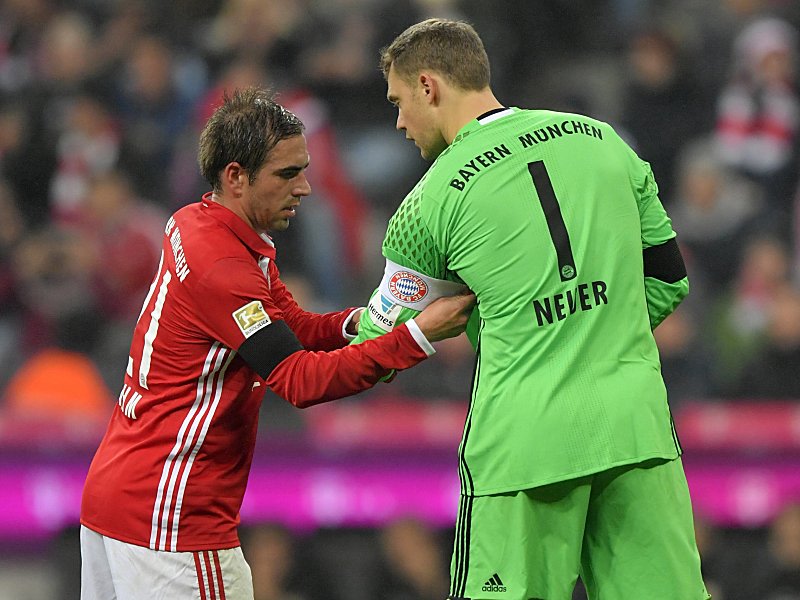 &#220;bergabe: Manuel Neuer wird als Nachfolger von Philipp Lahm neuer Bayern-Kapit&#228;n.