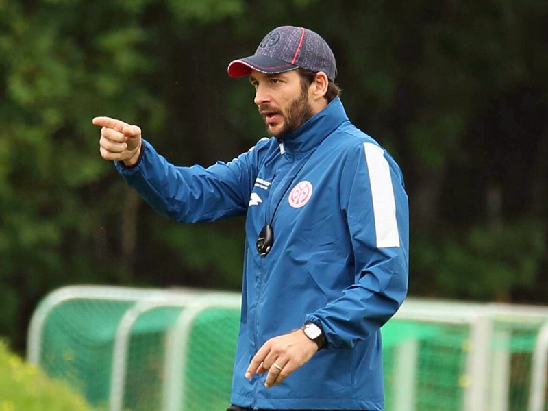 Mainz-Coach Sandro Schwarz will sich nicht auf eine Stammelf festlegen. 