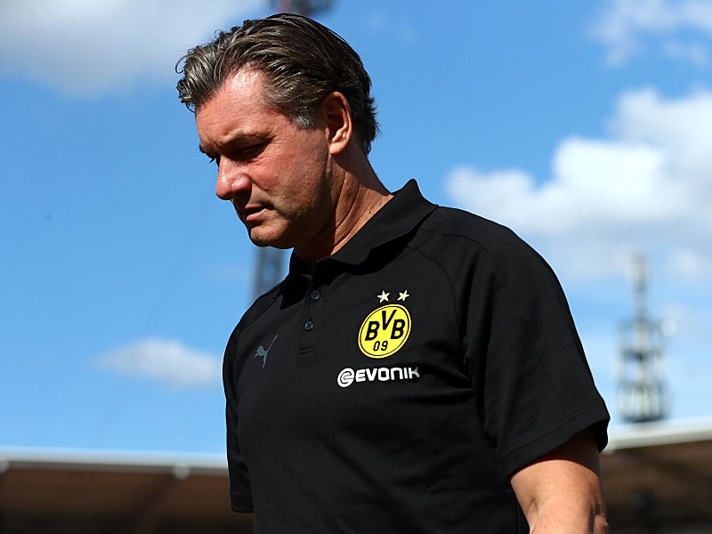 Schiebt einem Transfer von Sven Mislintat zum FC Bayern M&#252;nchen den Riegel vor: BVB-Sportdirektor Michael Zorc.