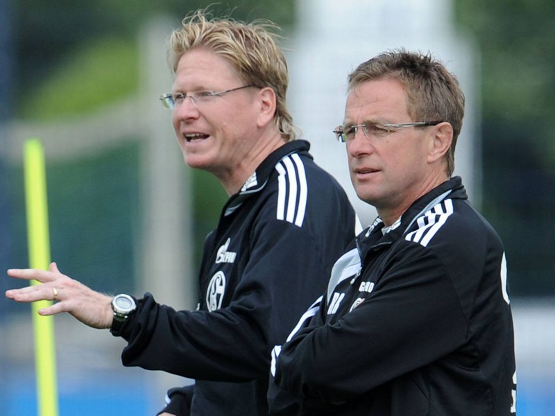Alte Bekannte: der aktuelle HSV-Coach Markus Gisdol und Ralf Rangnick.