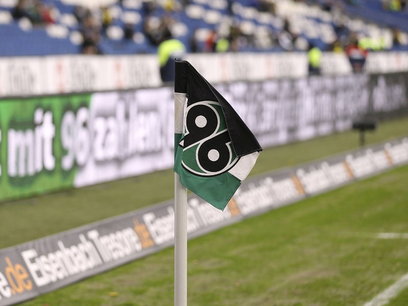 Es geht rund bei Hannover 96: Der Verein wies Anschuldigungen gegen Klubboss Martin Kind zur&#252;ck.