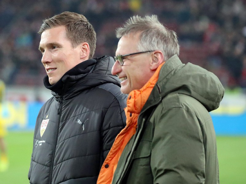 Im Aufwind: Hannes Wolf (li.), Michael Reschke und der VfB Stuttgart.