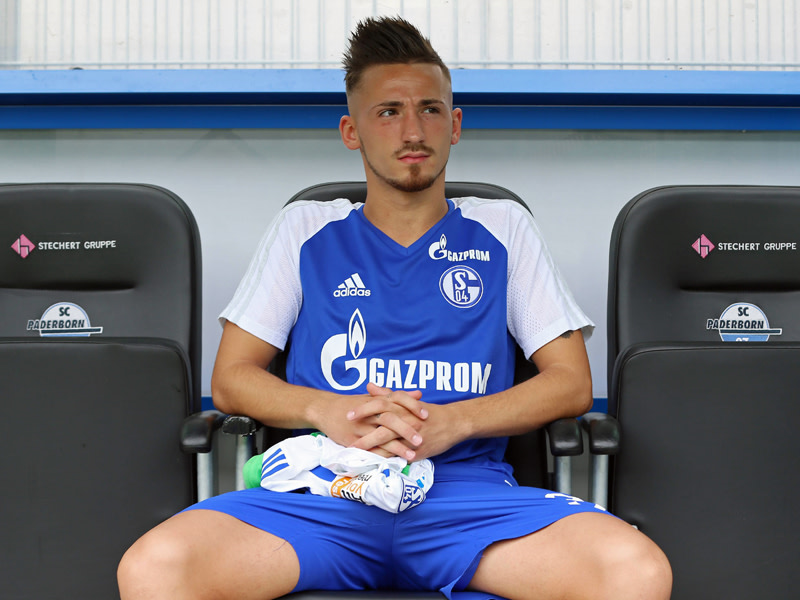 Geh&#246;rte zuletzt nur noch zum Kader der U 23 des FC Schalke: Donis Avdijaj. 