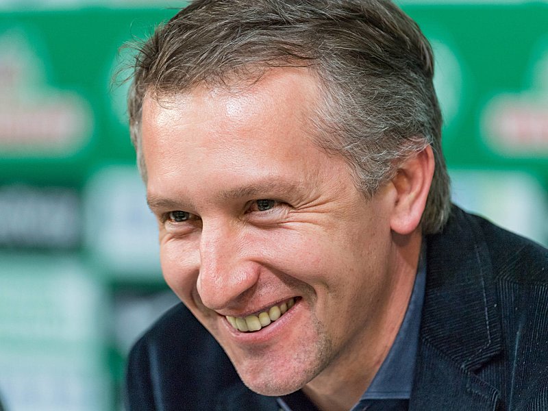 Werder Bremens Manager Frank Baumann ist in Sachen Neuzug&#228;nge zuversichtlich.