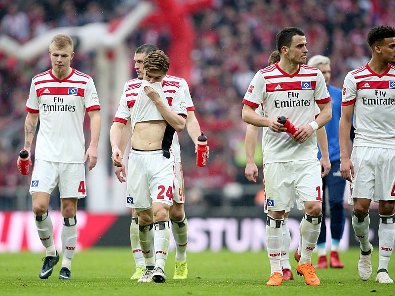 Entt&#228;uscht: Rick van Drongelen, Kyriakos Papdopoulos, Gotoku Sakai, Filip Kostic und Josh Vagnoman (v.l.).