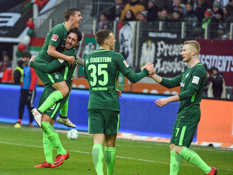 Es l&#228;uft aktuell beim SV Werder: Max Kruse, Ishak Belfodil, Maximilian Eggestein und Florian Kainz (v. li.) feiern einen der Bremer.