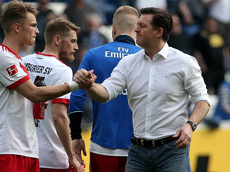 W&#228;re er auch in der 2. Bundesliga noch Trainer des HSV? Christian Titz. 