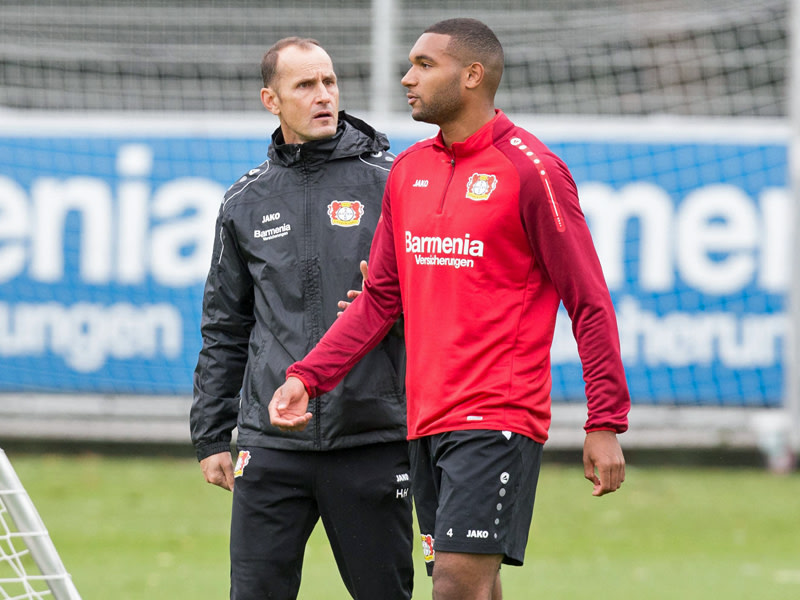 Kehrt Jonathan Tah nochmal zur&#252;ck? Leverkusens Trainer Heiko Herrlich ist zuversichtlich.