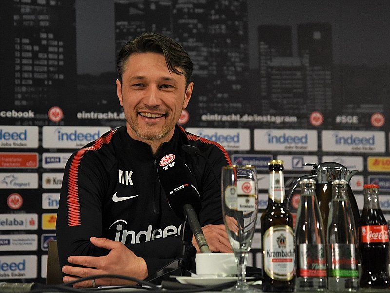 Geht optimistisch in das Spiel beim FC Bayern: Niko Kovac.