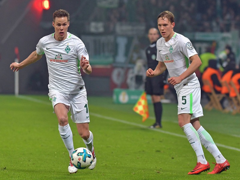 Sie fallen gegen Leverkusen aus: Bremens Niklas Moisander (li.) und Ludwig Augusinsson. 