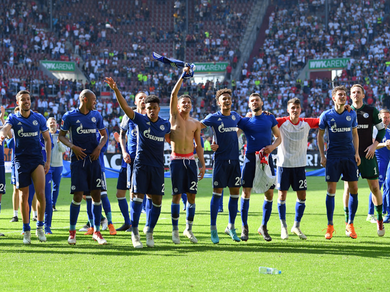 Jubeln mit den Fans: Der FC Schalke spielt wieder Champions League.