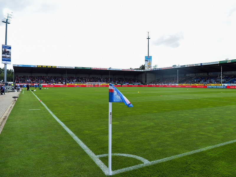 Momentan Schauplatz von Zweitliga-Fu&#223;ball: Holstein-Stadion in Kiel.