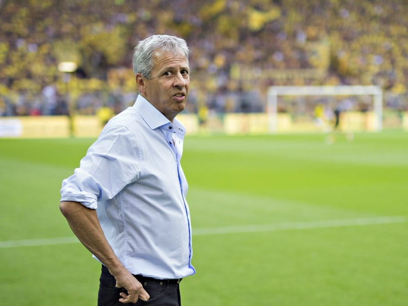Zur&#252;ck vor der gelben Wand: Lucien Favre ist offiziell Dortmunds neuer Trainer.