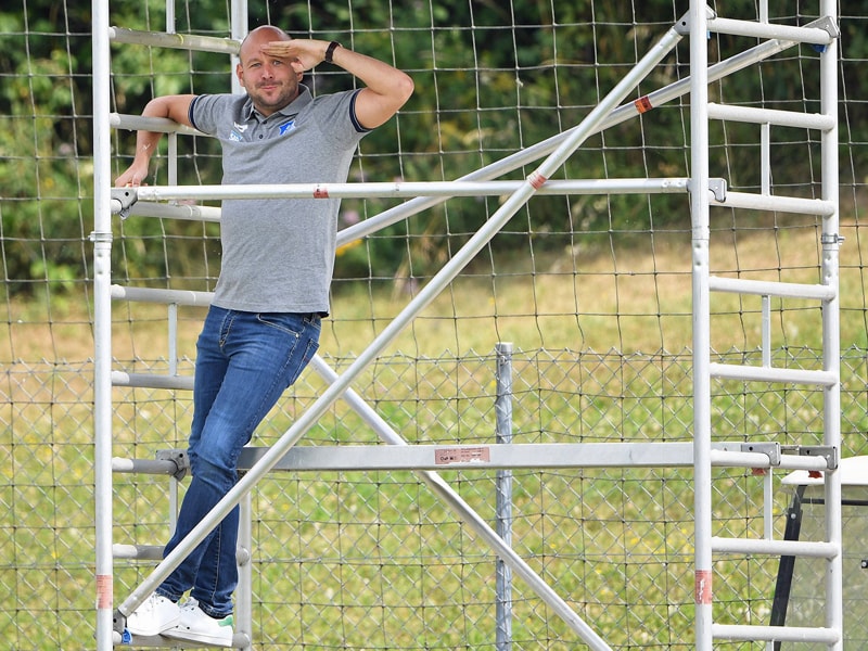 Erfolgreiche Beobachtungstour: Hoffenheims Manager Alexander Rosen.
