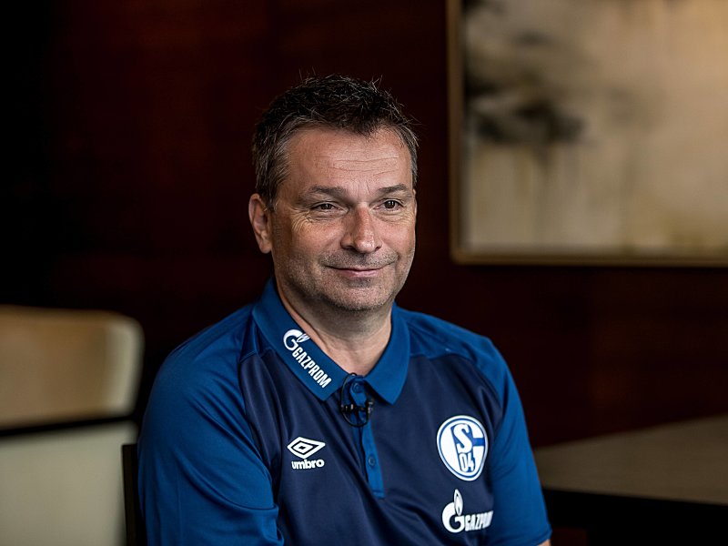 In seiner Zeit hat er den FC Schalke 04 komplett auf links gedreht: Christian Heidel.