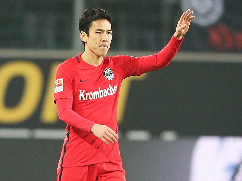 Makoto Hasebe hat wie Timothy Chandler bei Eintracht Frankfurt verl&#228;ngert.