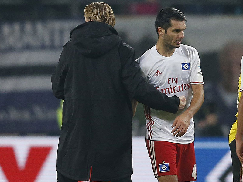 Die Wege trennen sich: Trainer Markus Gisdol und Emir Spahic.