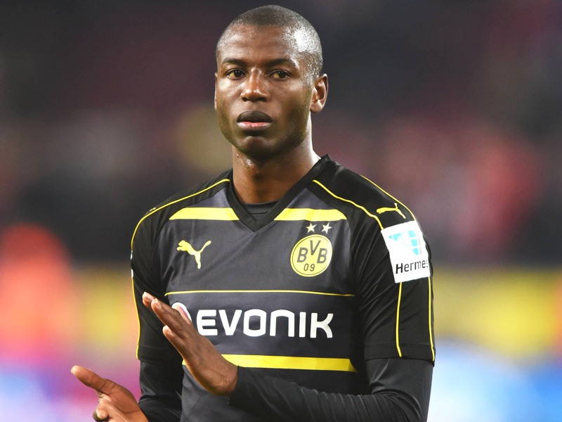 Verl&#228;sst die Borussia: Dortmunds Angreifer Adrian Ramos wird von Chongqing Lifan verpflichtet und nach Granada verliehen. 