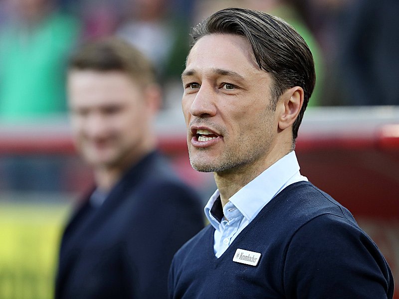 L&#228;sst sich von der Frankfurter Ergebniskrise nicht beeinflussen und lebt Optimismus vor: Eintracht-Coach Niko Kovac.