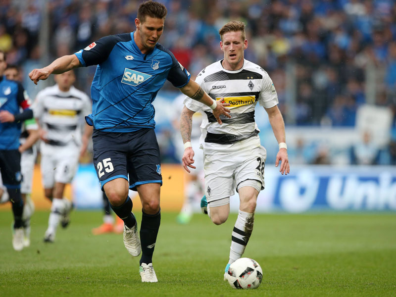 Hatte mit Gladbach bei Hoffenheim das Nachsehen: Andr&#233; Hahn (re.), hier gegen Niklas S&#252;le.