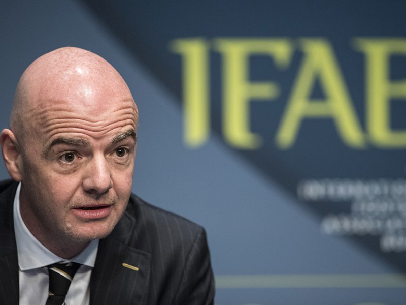 Regelh&#252;ter: Die IFAB umfasst nur vier Verb&#228;nde und Vertreter der FIFA.
