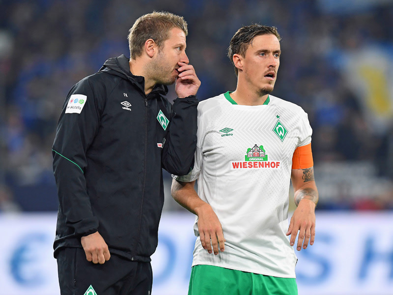 Enger Austausch: Bremens Trainer Florian Kohfeldt und sein Kapit&#228;n Max Kruse. 