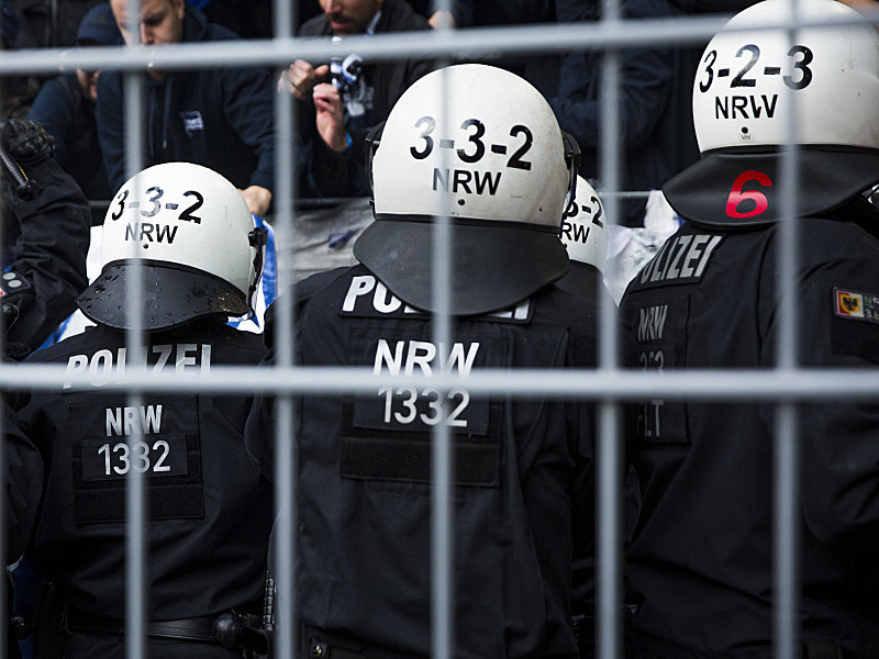 Die Polizei am Samstag beim Spiel Dortmund gegen Hertha.