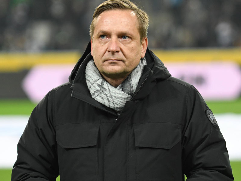 Gegen ihn laufen Ermittlungen des DFB-Kontrollausschusses: Hannovers Manager Horst Heldt.