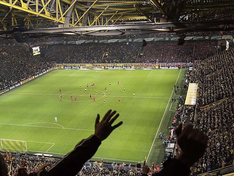 Ort des Vorfalls: Der Signal-Iduna-Park w&#228;hrend des Duells Borussia Dortmund gegen Bayern M&#252;nchen.