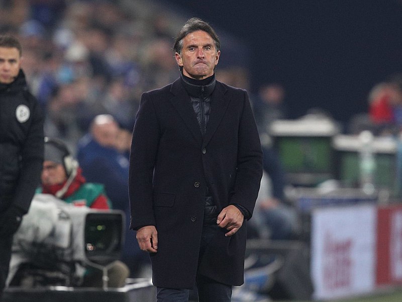 Ging auf Schalke leer aus: VfL-Coach Bruno Labbadia.