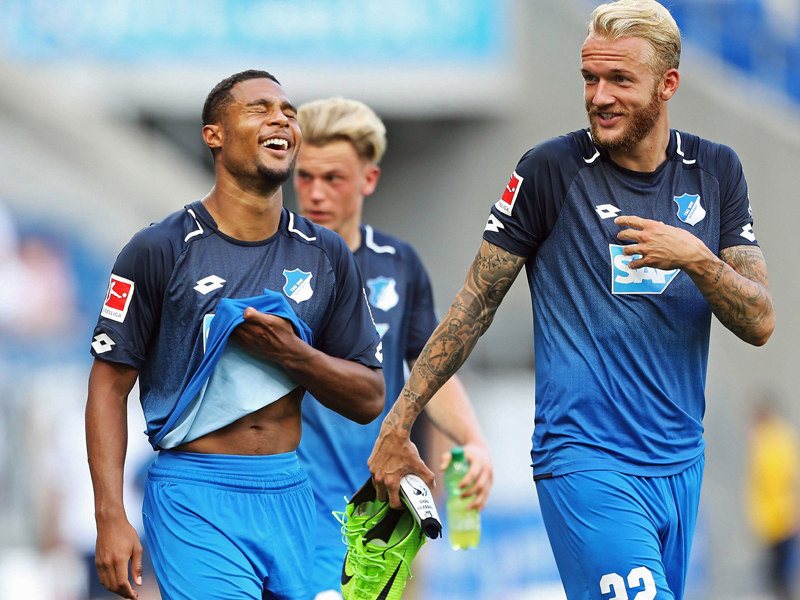 Hatten gut Lachen nach dem 3:0 gegen Bologna: Hoffenheims Gnabry und Vogt.