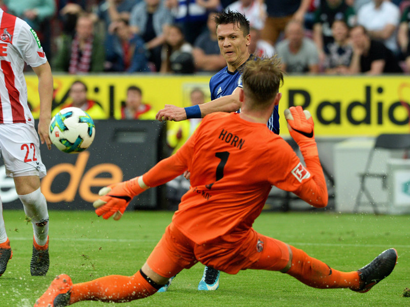 Ausnahmsweise eiskalt: Yevhen Konoplyanka zum 2:0 f&#252;r Schalke.