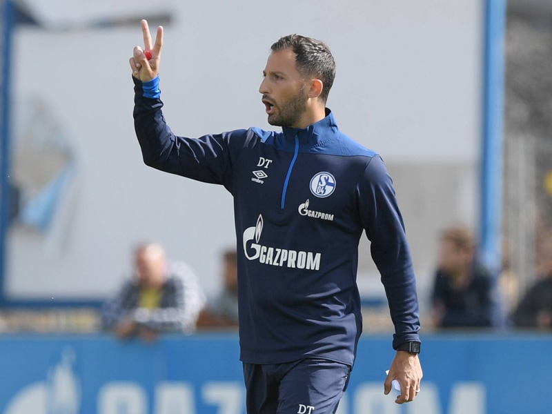 Gelungene Generalprobe gegen Florenz: Schalkes Trainer Domenico Tedesco.