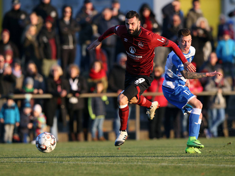 Feierte eine gelungene R&#252;ckkehr: Mikael Ishak traf im Test gegen FK Usti nad Labem zum 1:0.